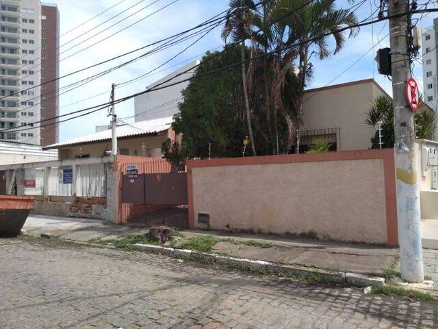 #1600 - Casa para Venda em Campos dos Goytacazes - RJ - 2