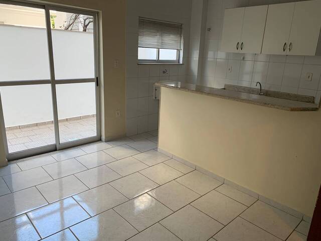 #274 - Apartamento para Locação em Campos dos Goytacazes - RJ