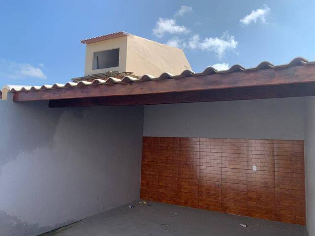 #542 - Casa para Venda em Campos dos Goytacazes - RJ - 2